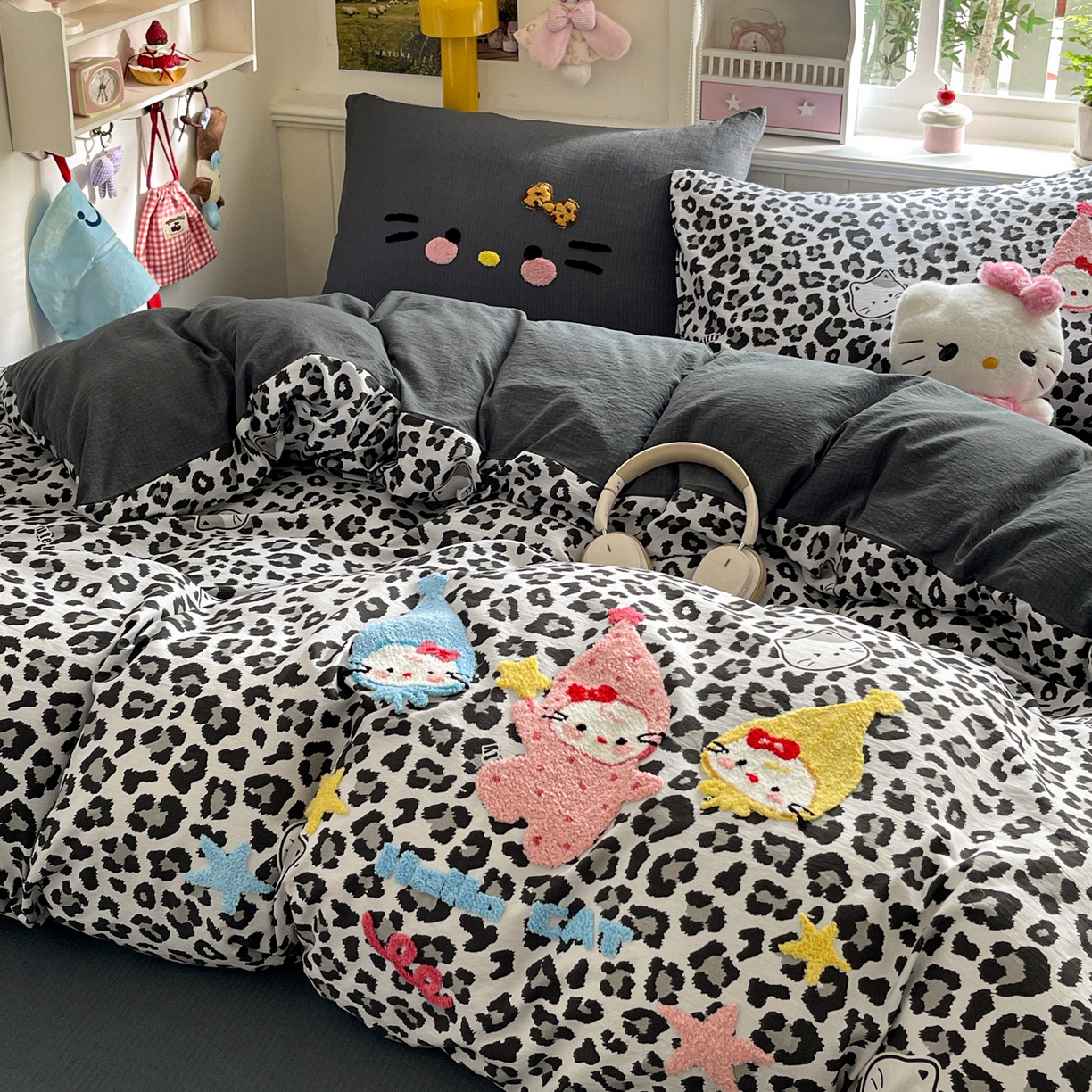 91家纺网 家纺一手货源 找家纺 花伞家居 2026新款皱皱纱毛巾绣豹纹喵四件套含买家秀 星星猫-灰豹纹