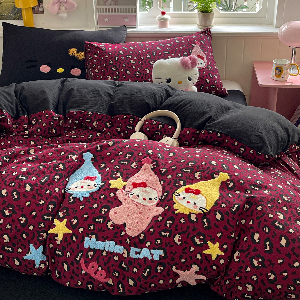 91家纺网 家纺一手货源 找家纺 花伞家居 2026新款皱皱纱毛巾绣豹纹喵四件套含买家秀 星星猫-热情豹纹