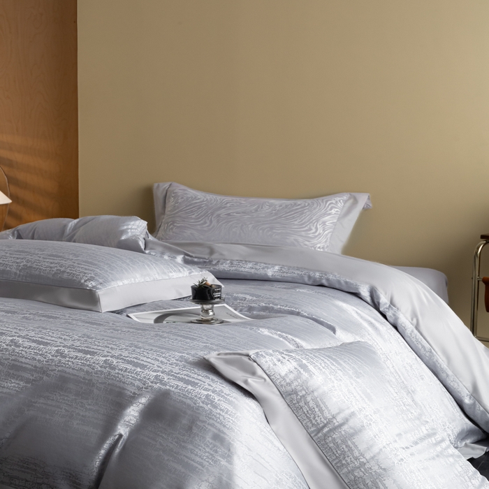 91家纺网 家纺一手货源 找家纺 爱彼家纺 2026新款高端轻奢亲肤冰丝提花四件套新升级款-提花冰丝系列一 流光（浅灰）