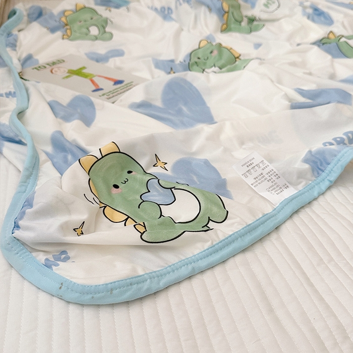 91家纺网 家纺一手货源 找家纺 嗨生活 2026新款婴儿裸睡级凉感幼儿园夏被儿童夏被夏凉被空调被直播微商电商好货推荐产品 爱心恐龙