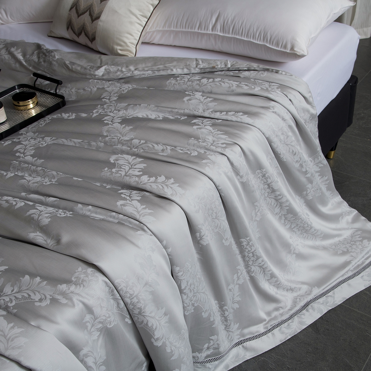 91家纺网 家纺一手货源 找家纺 鑫田 2026高档蚕丝被100%桑蚕丝柞蚕丝莱赛尔天丝大提花蚕丝被夏凉被空调被夏被春秋被子被芯礼品被 北欧-灰