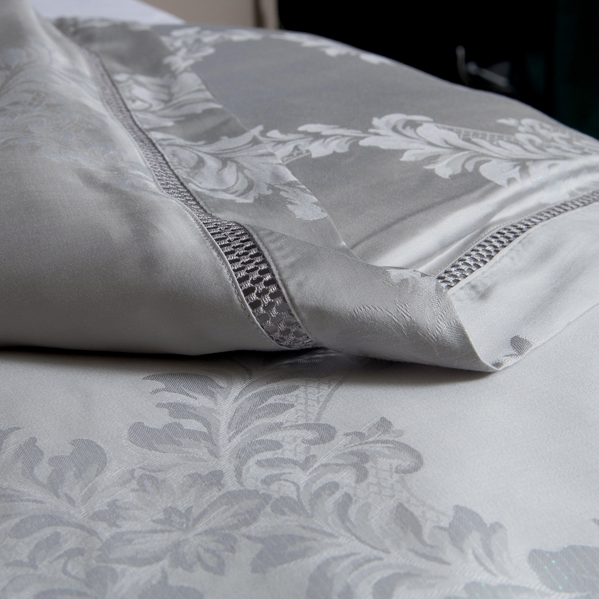 91家纺网 家纺一手货源 找家纺 鑫田 2026高档蚕丝被100%桑蚕丝柞蚕丝莱赛尔天丝大提花蚕丝被夏凉被空调被夏被春秋被子被芯礼品被 北欧-灰