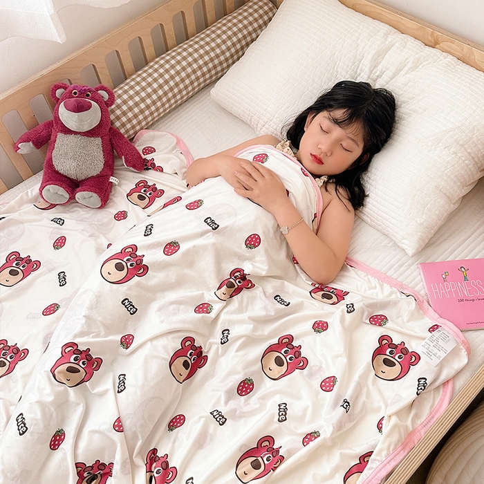 嗨生活 2026新款婴儿裸睡级凉感幼儿园夏被儿童夏被夏凉被空调被直播微商电商好货推荐产品 草莓熊