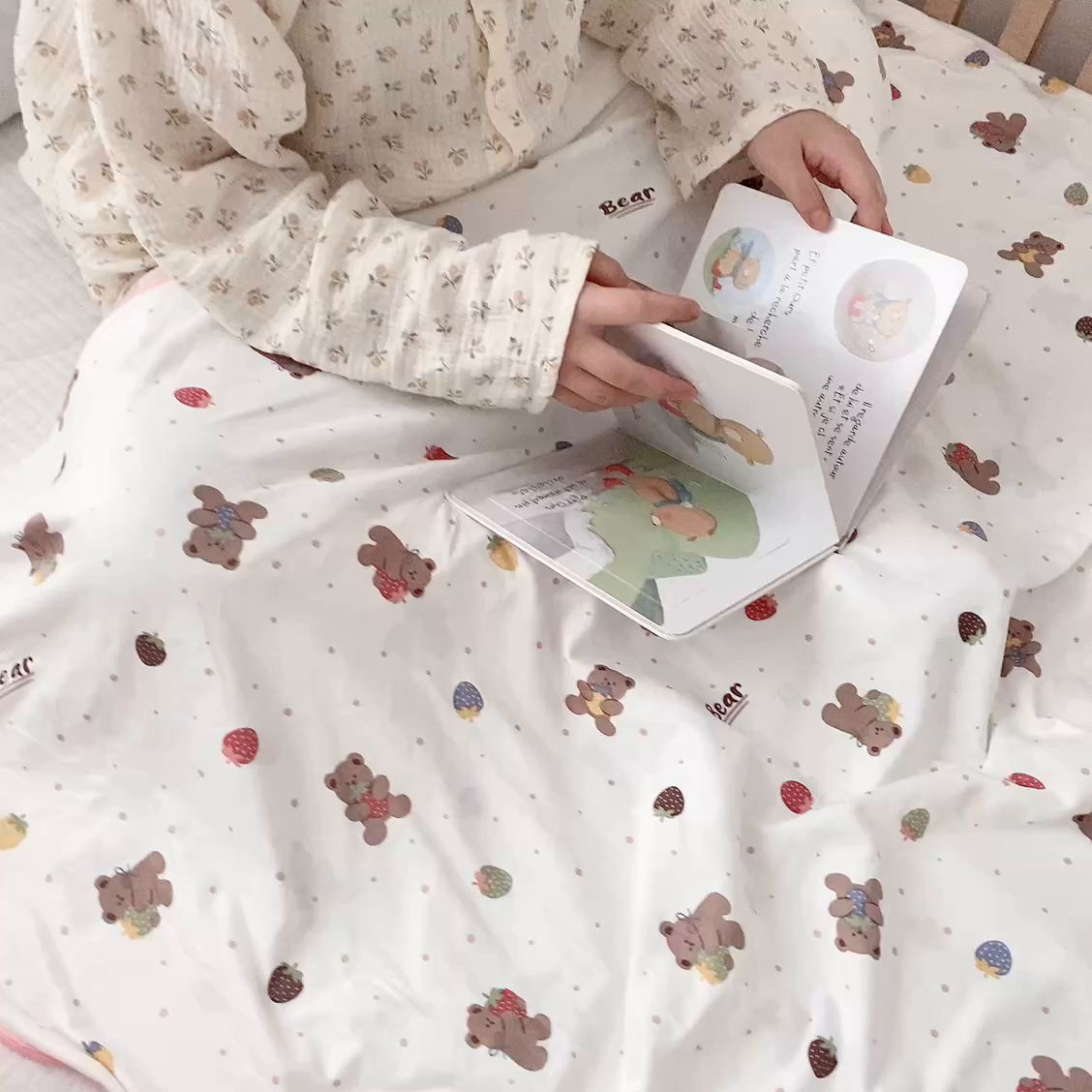 91家纺网 家纺一手货源 找家纺 嗨生活 2026新款婴儿裸睡级凉感幼儿园夏被儿童夏被夏凉被空调被直播微商电商好货推荐产品 可爱小熊