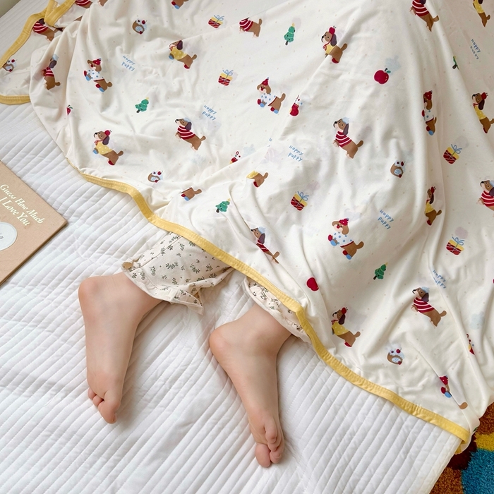 91家纺网 家纺一手货源 找家纺 嗨生活 2026新款婴儿裸睡级凉感幼儿园夏被儿童夏被夏凉被空调被直播微商电商好货推荐产品 腊肠狗