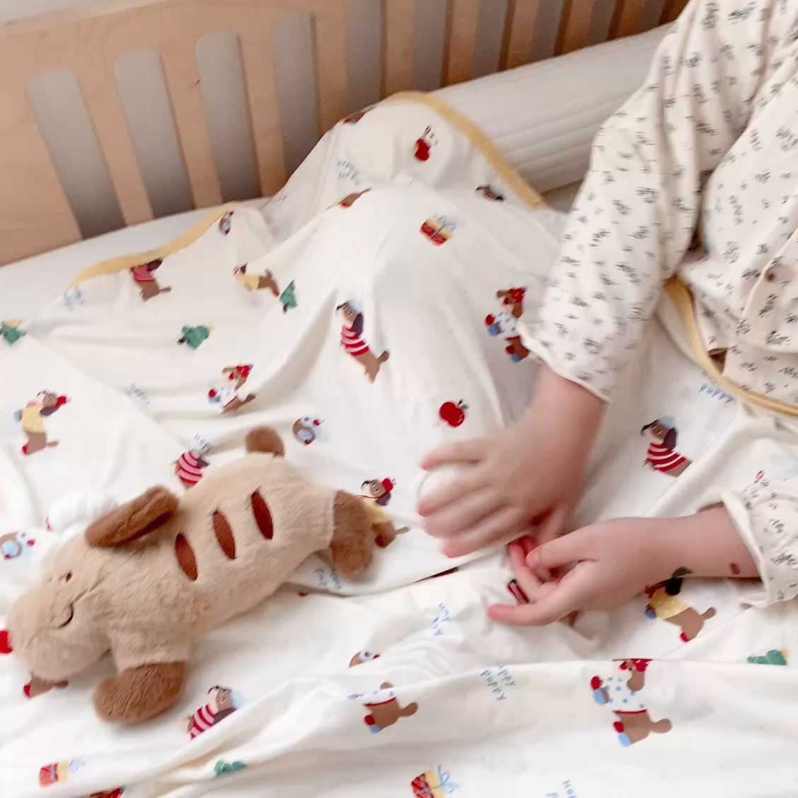 91家纺网 家纺一手货源 找家纺 嗨生活 2026新款婴儿裸睡级凉感幼儿园夏被儿童夏被夏凉被空调被直播微商电商好货推荐产品 腊肠狗