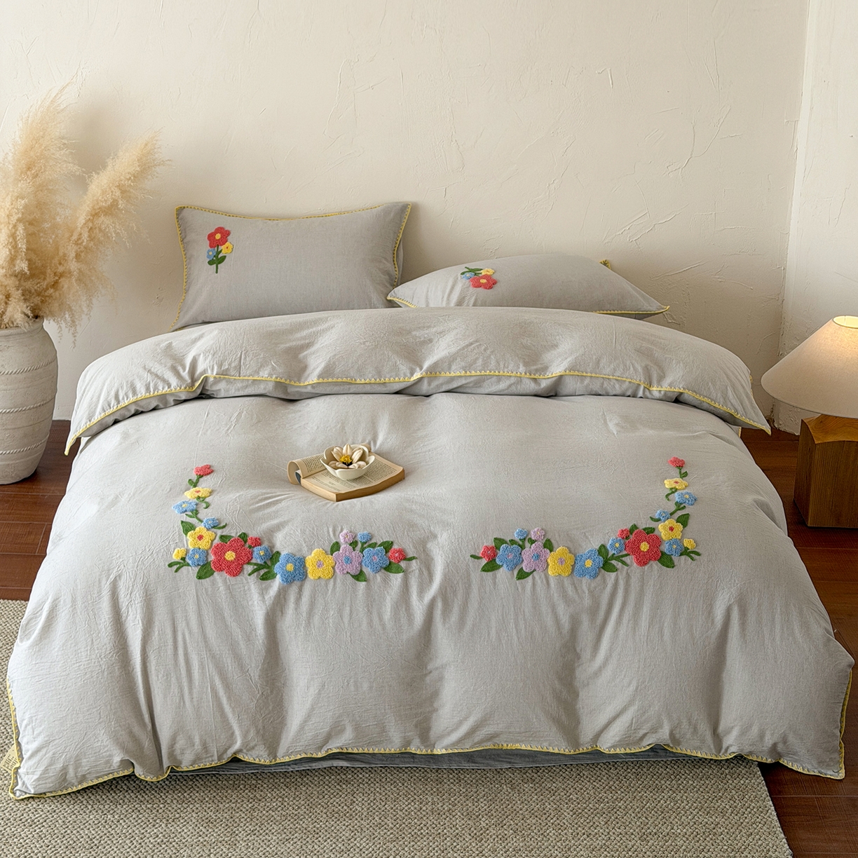 91家纺网 家纺一手货源 找家纺 淑女公社家纺 2026春夏新款贝壳边毛巾绣花棉麻四件套-花甸私语 花甸私语 麻灰