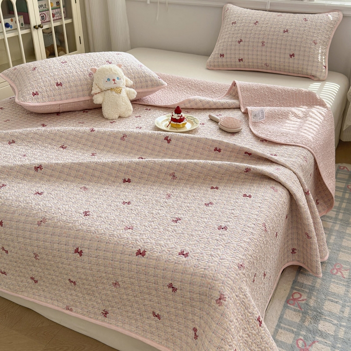 91家纺网 家纺一手货源 找家纺 绵庭家纺 2026新款全棉印花夹棉床盖三件套 梦境手账