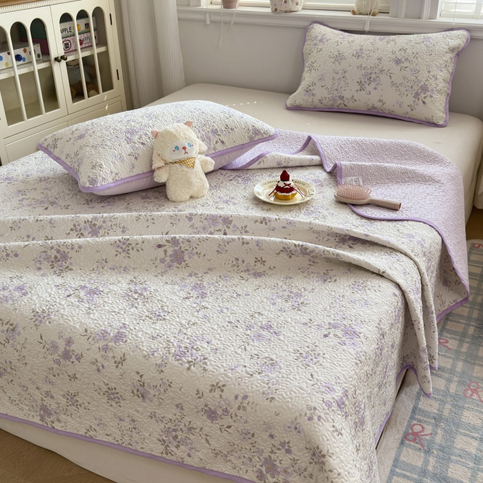 91家纺网 家纺一手货源 找家纺 绵庭家纺 2026新款全棉印花夹棉床盖三件套 苏林-紫