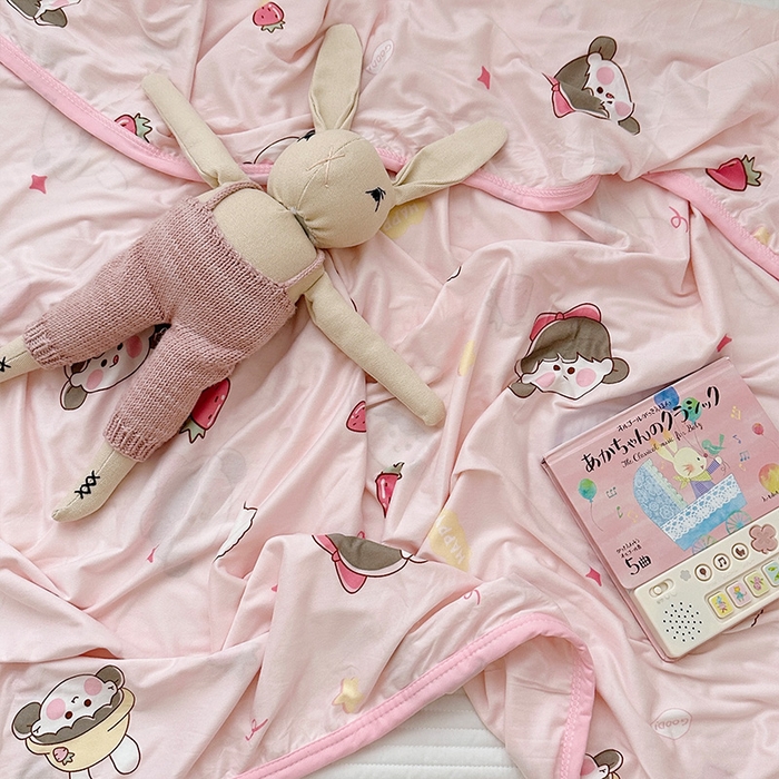 91家纺网 家纺一手货源 找家纺 嗨生活 2026新款婴儿裸睡级凉感幼儿园夏被儿童夏被夏凉被空调被直播微商电商好货推荐产品 小女孩