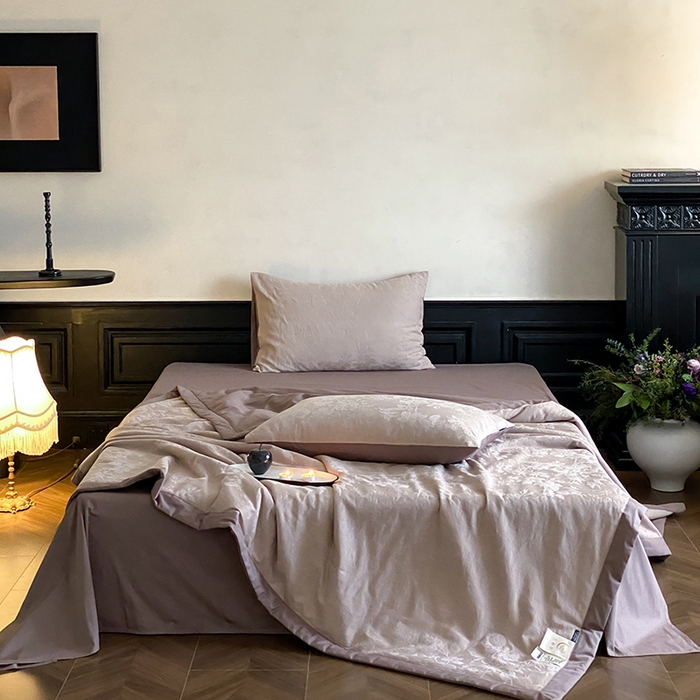 91家纺网 家纺一手货源 找家纺 （总）宜代光年 2026新款60S全棉厚织提花夏被夏凉被空调被