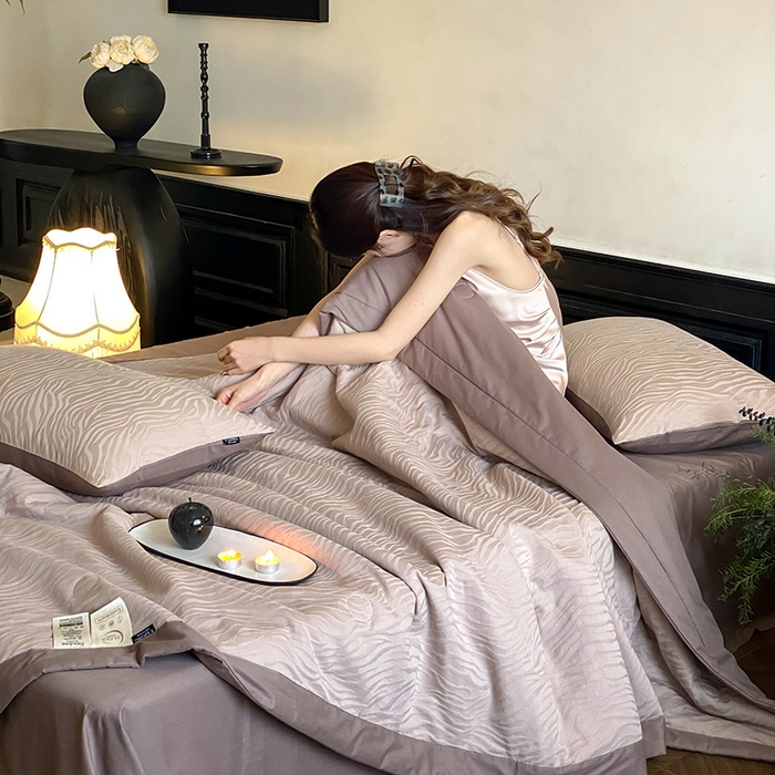 91家纺网 家纺一手货源 找家纺 宜代光年 2026新款60S全棉厚织提花夏被夏凉被空调被 夏被-画谷