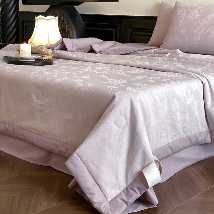 91家纺网 家纺一手货源 找家纺 宜代光年 2026新款60S全棉厚织提花夏被夏凉被空调被 夏被-荔云花-浅紫