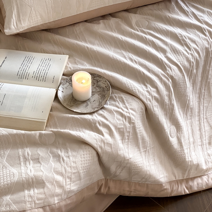 91家纺网 家纺一手货源 找家纺 宜代光年 2026新款60S全棉厚织提花夏被夏凉被空调被 夏被-阳光少年-奶白