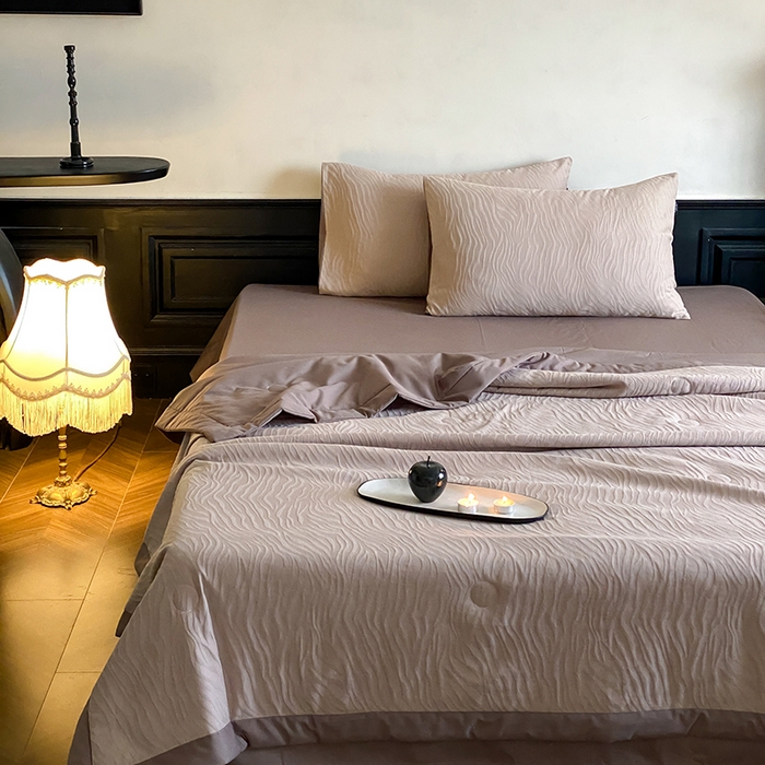 91家纺网 家纺一手货源 找家纺 宜代光年 2026新款60S全棉厚织提花夏被夏凉被空调被 夏被-画谷