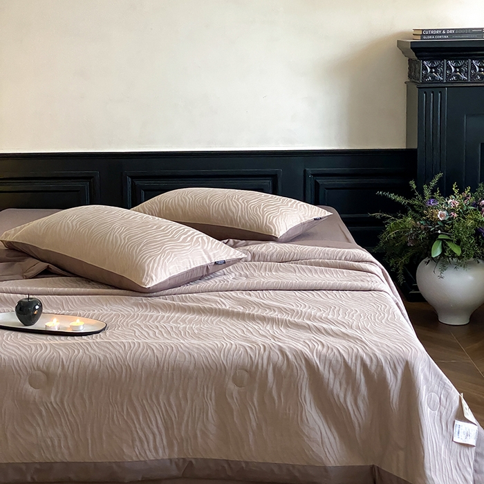 91家纺网 家纺一手货源 找家纺 宜代光年 2026新款60S全棉厚织提花夏被夏凉被空调被 夏被-画谷