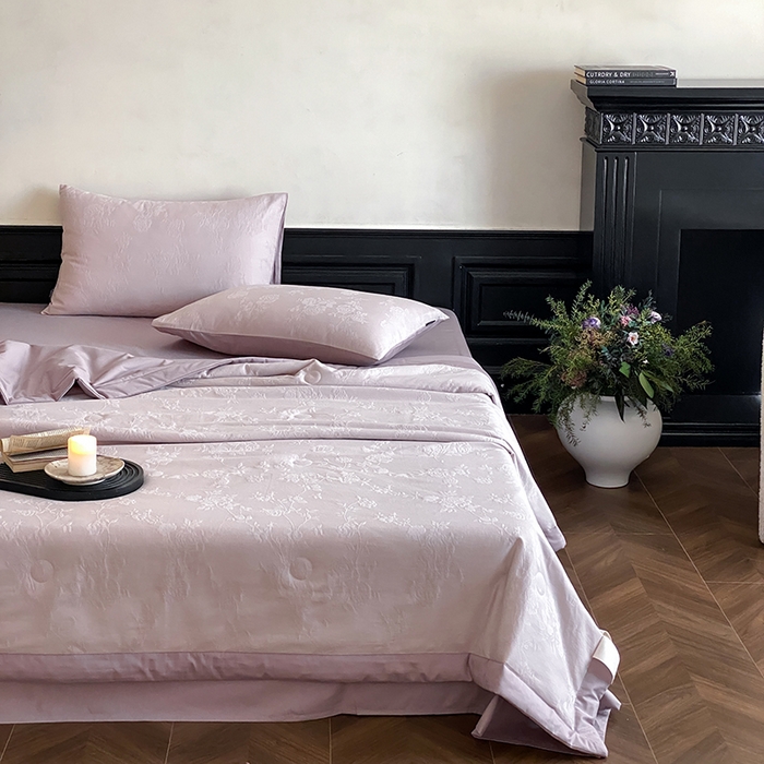 91家纺网 家纺一手货源 找家纺 宜代光年 2026新款60S全棉厚织提花夏被夏凉被空调被 夏被-荔云花-浅紫