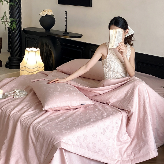 91家纺网 家纺一手货源 找家纺 宜代光年 2026新款60S全棉厚织提花夏被夏凉被空调被 夏被-蝶梦悠悠-浅粉