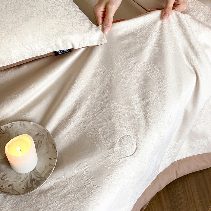 91家纺网 家纺一手货源 找家纺 宜代光年 2026新款60S全棉厚织提花夏被夏凉被空调被 夏被-小郁葱-奶白