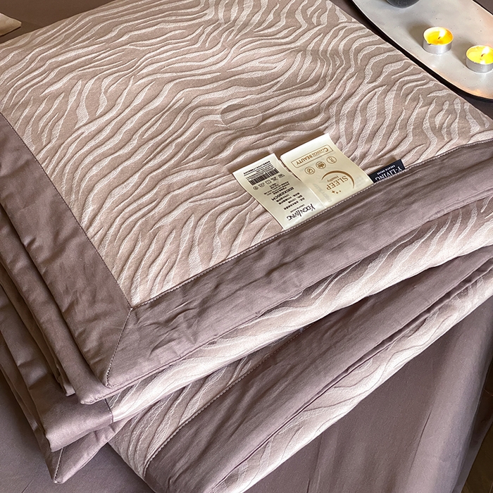 91家纺网 家纺一手货源 找家纺 宜代光年 2026新款60S全棉厚织提花夏被夏凉被空调被 夏被-画谷