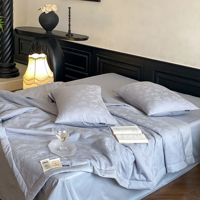 91家纺网 家纺一手货源 找家纺 宜代光年 2026新款60S全棉厚织提花夏被夏凉被空调被 夏被-蝶梦悠悠-浅蓝