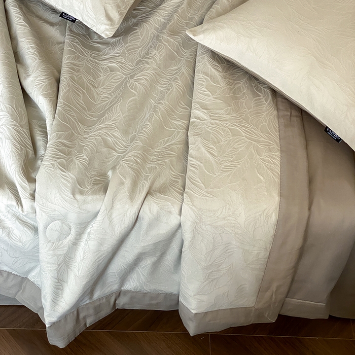 91家纺网 家纺一手货源 找家纺 宜代光年 2026新款60S全棉厚织提花夏被夏凉被空调被 夏被-柠初-浅绿