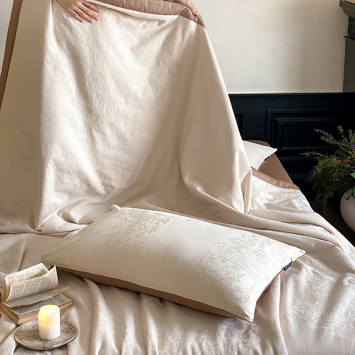 91家纺网 家纺一手货源 找家纺 宜代光年 2026新款60S全棉厚织提花夏被夏凉被空调被 夏被-小郁葱-奶白