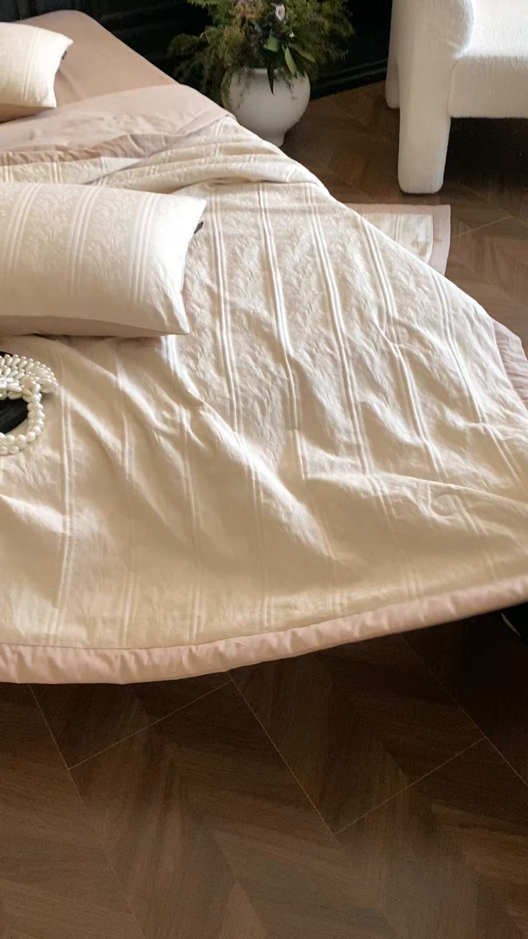 91家纺网 家纺一手货源 找家纺 宜代光年 2026新款60S全棉厚织提花夏被夏凉被空调被 夏被-森蔓-奶白