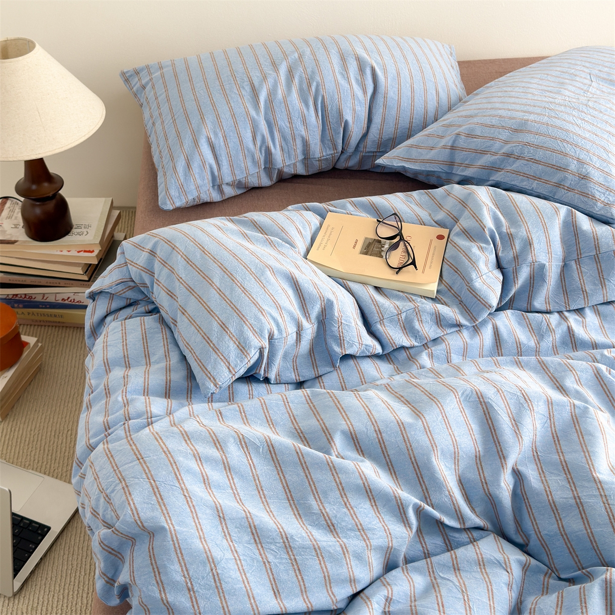 91家纺网 家纺一手货源 找家纺 北欧良品 2026新款A类全棉色织水洗棉侘寂风日系条纹四件套 蓝咖条