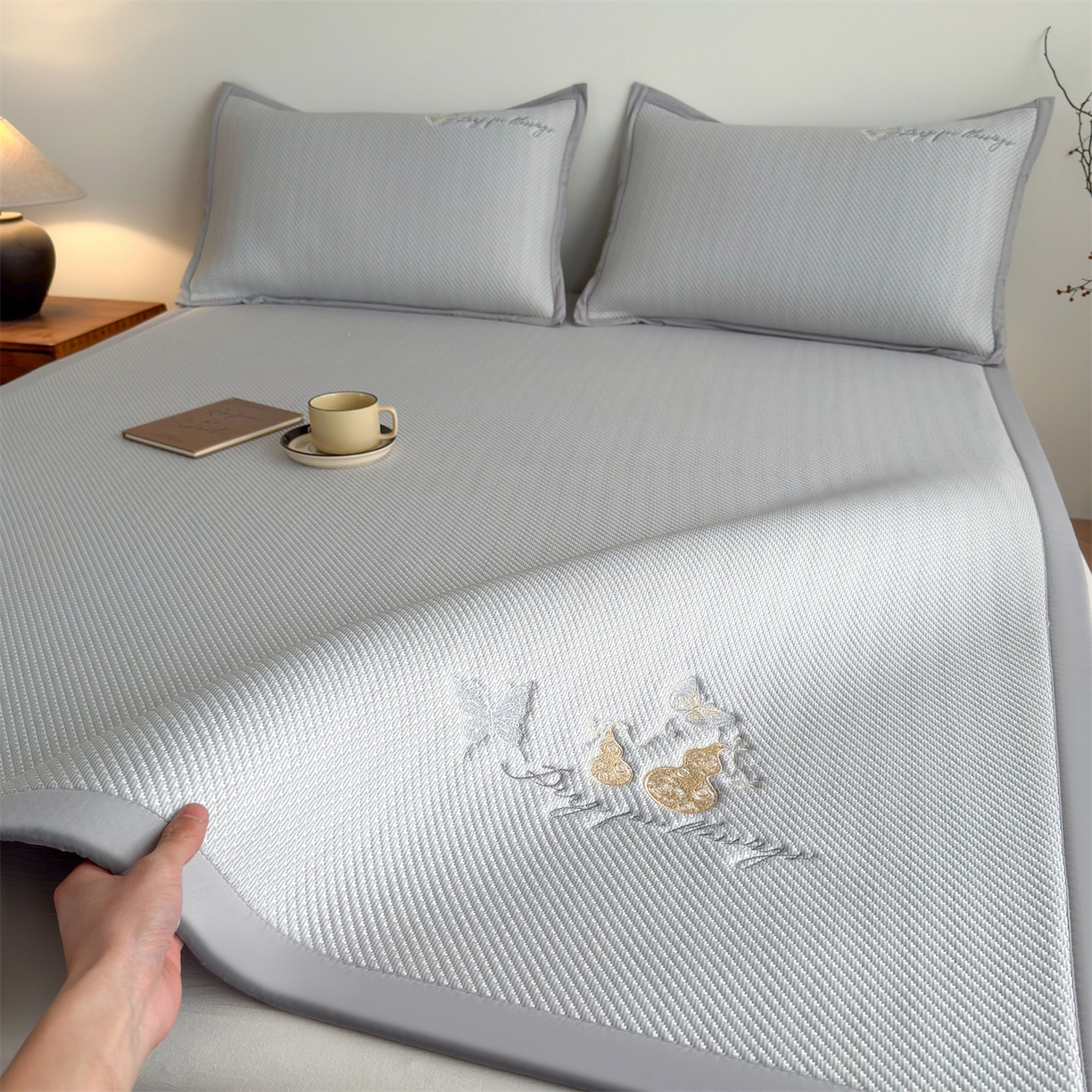 乐家欣 2026新款5A抗菌PE提花凉感席-蝶舞福禄系列 蝶舞福禄-灰（床席款）