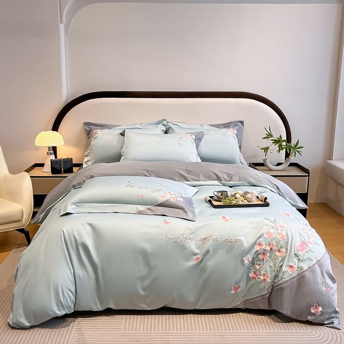 91家纺网 家纺一手货源 找家纺 欣宜家纺 2026年新款纯棉全棉长绒棉刺绣绣花四件套 花语-飘蓝