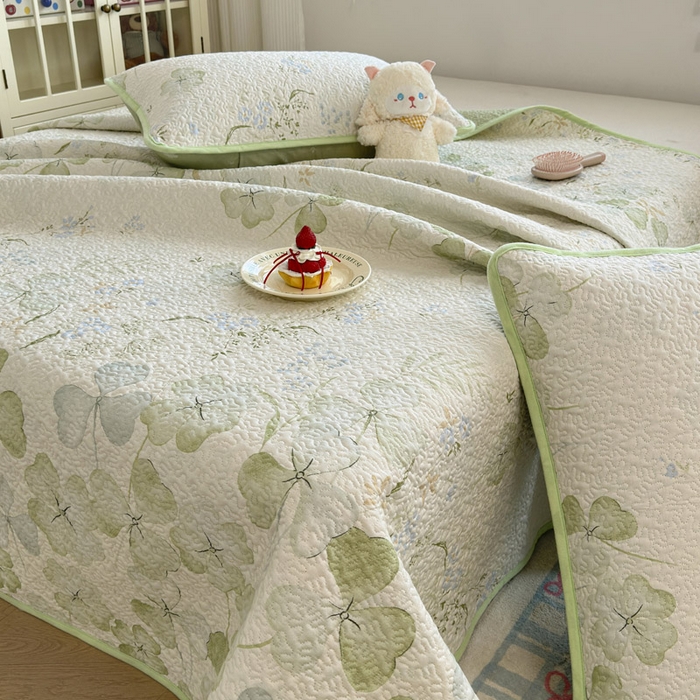 91家纺网 家纺一手货源 找家纺 绵庭家纺 2026新款全棉印花夹棉床盖三件套 春野柔