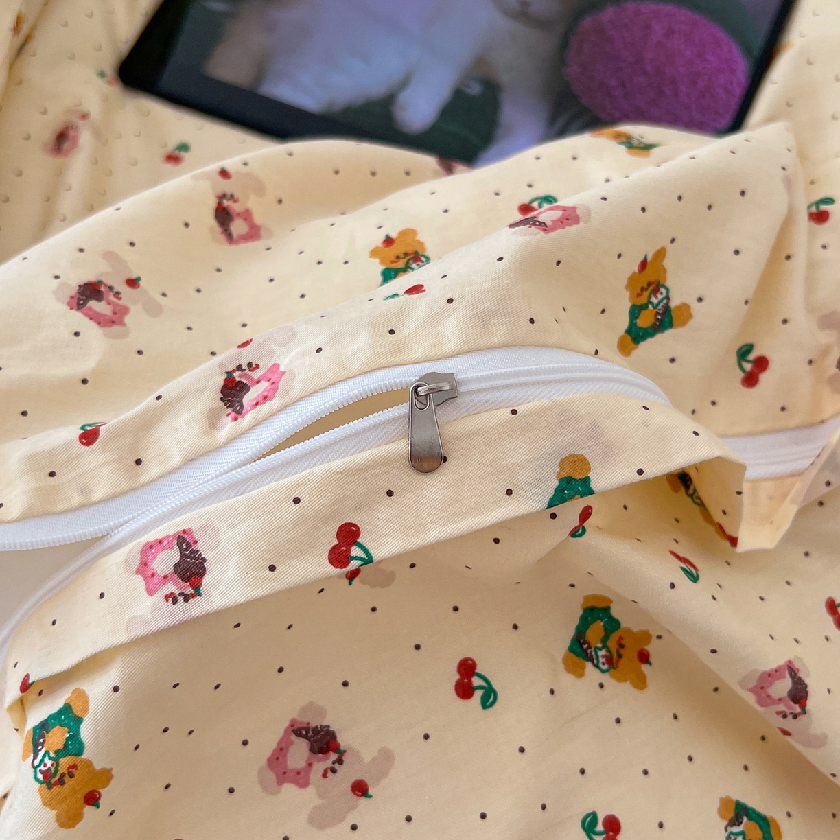 91家纺网 家纺一手货源 找家纺 舒居家纺 2026新款13070全棉纯棉毛巾绣单被套被套单件 蛋糕熊