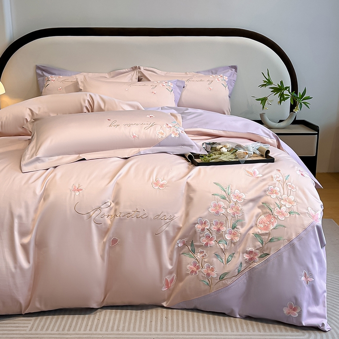 91家纺网 家纺一手货源 找家纺 欣宜家纺 2026年新款纯棉全棉长绒棉刺绣绣花四件套 花语-轻奢粉