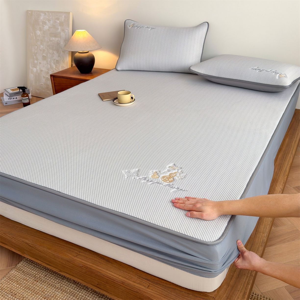 乐家欣 2026新款5A抗菌PE提花凉感席-蝶舞福禄系列 蝶舞福禄-灰（床笠款）