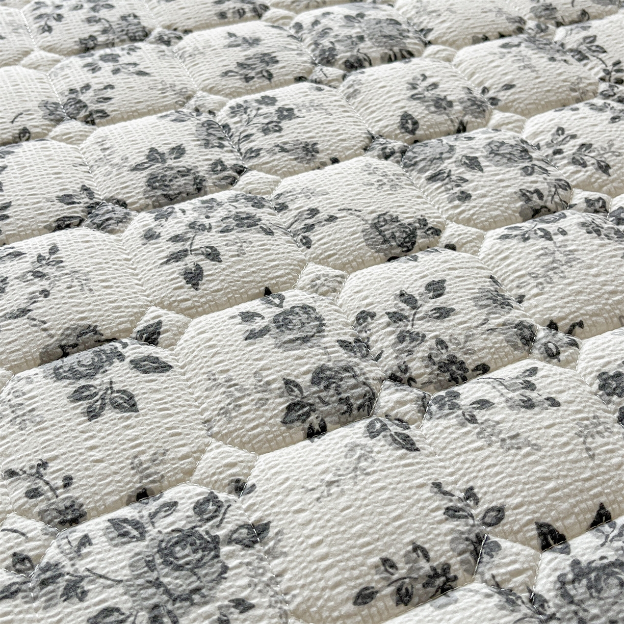 91家纺网 家纺一手货源 找家纺 （总）优眠坊 2026新款亲肤泡芙纱夹棉单床笠床笠单件单品床笠三件套