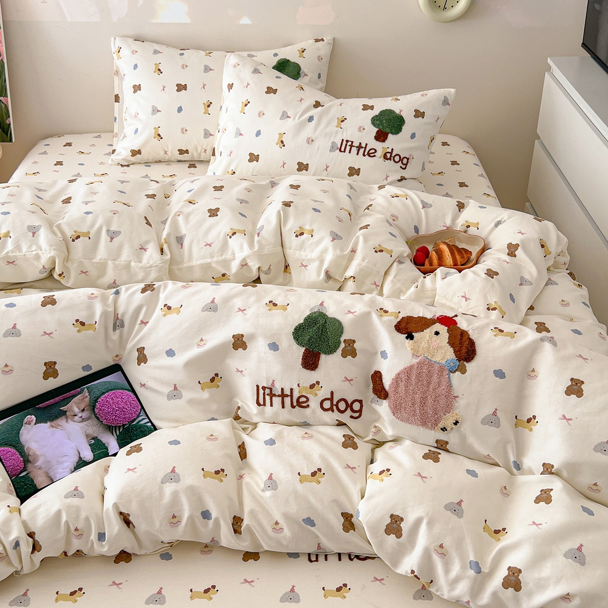 91家纺网 家纺一手货源 找家纺 舒居家纺 2026新款13070全棉纯棉毛巾绣单被套被套单件 奇趣缤纷