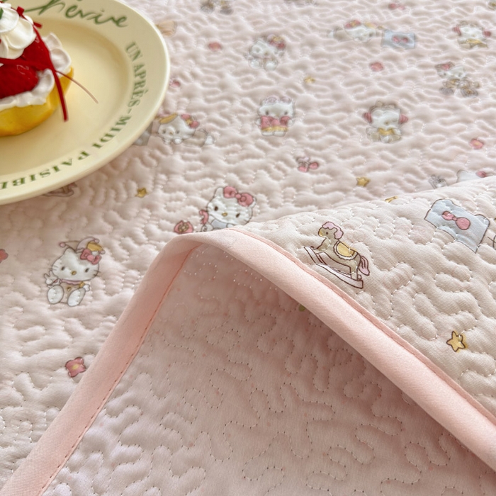 91家纺网 家纺一手货源 找家纺 绵庭家纺 2026新款全棉印花夹棉床盖三件套 凯蒂软糖-粉