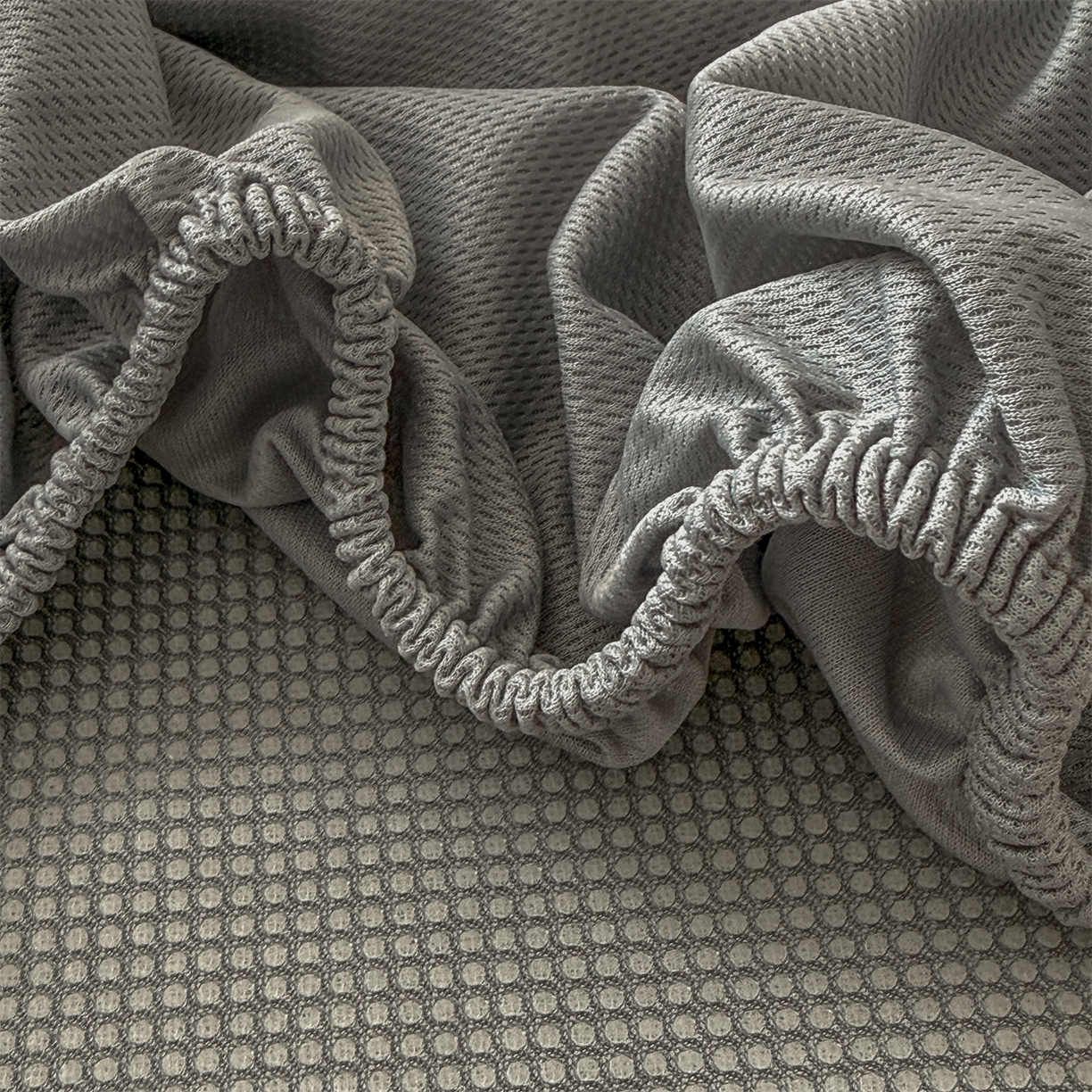 91家纺网 家纺一手货源 找家纺 乐家欣 2026新款夏季高端pe空调软席可水洗席子凉席-慕尚M纹 床笠款-慕尚M纹-咖