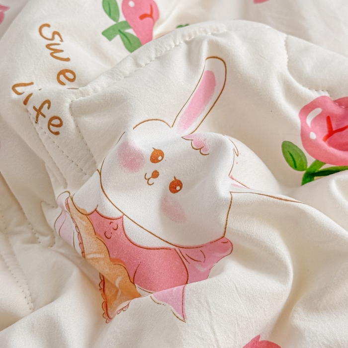 91家纺网 家纺一手货源 找家纺 爱宝被业 2026新款A类水洗棉新疆棉花夏被夏凉被玫瑰花语