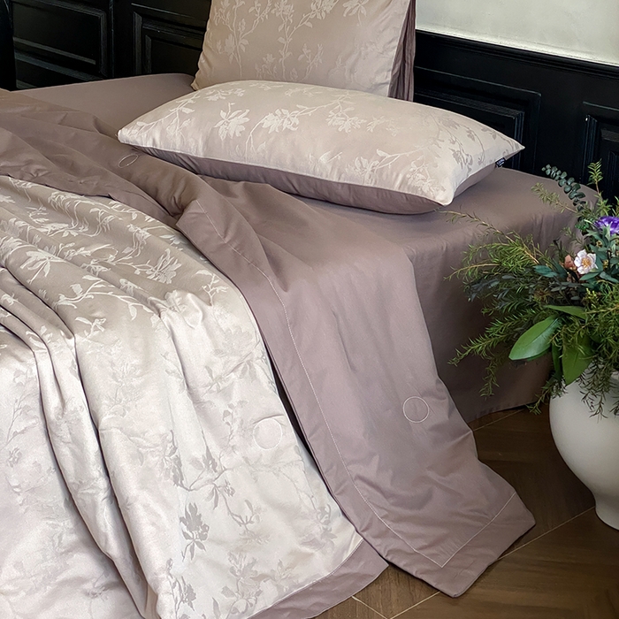 91家纺网 家纺一手货源 找家纺 （总）宜代光年 2026新款60S全棉厚织提花夏被夏凉被空调被