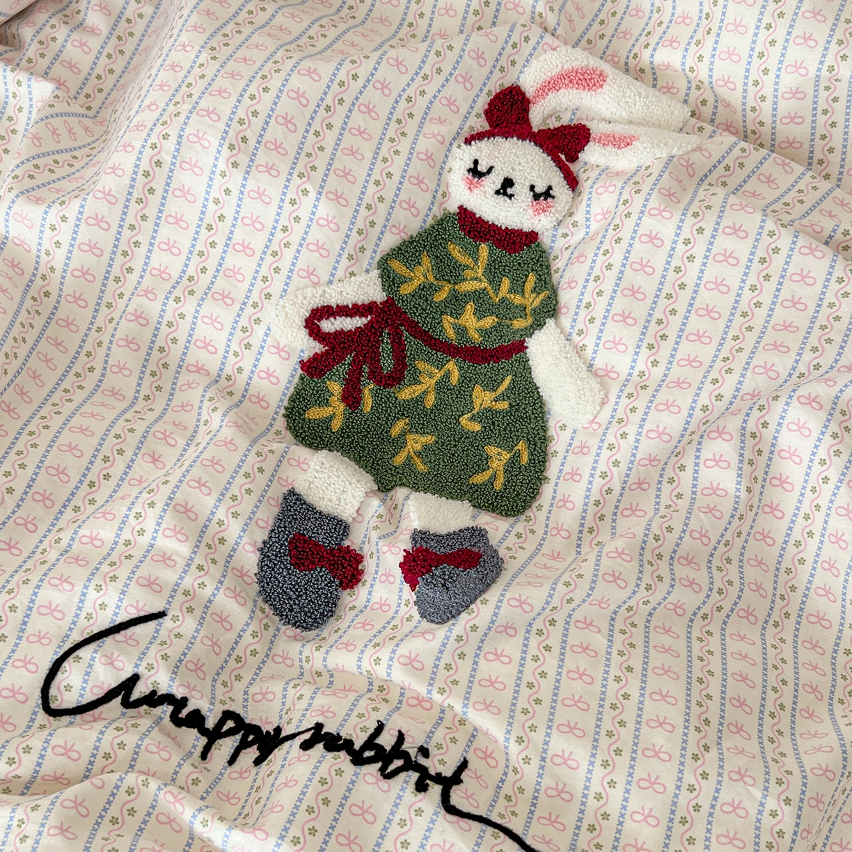 91家纺网 家纺一手货源 找家纺 舒居家纺 2026新款13070全棉纯棉毛巾绣单被套被套单件 友谊结