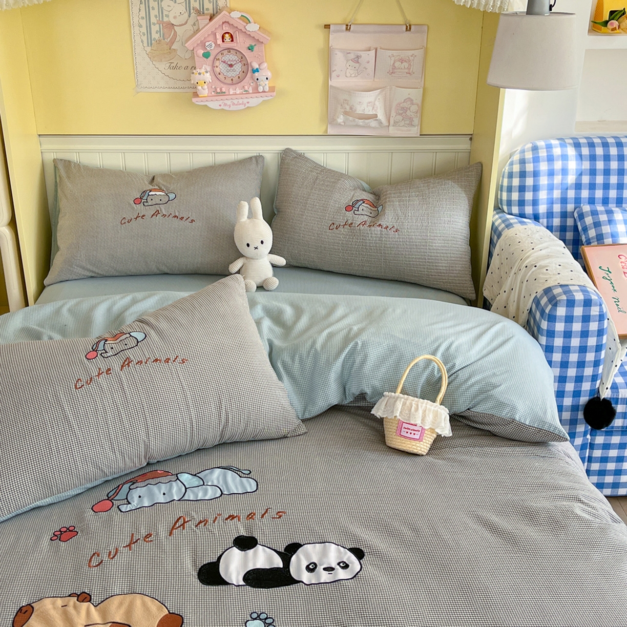 91家纺网 家纺一手货源 找家纺 梵克保罗 2026春夏直播热款卡通贴布绣加厚单人双人单被套三件套四件套 熊猫卡皮