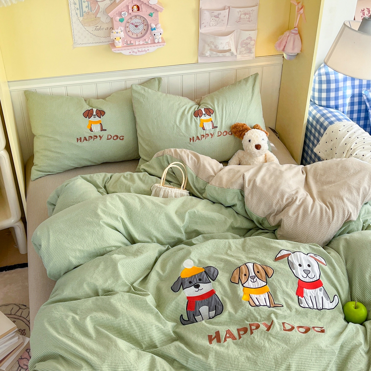 91家纺网 家纺一手货源 找家纺 梵克保罗 2026春夏直播热款卡通贴布绣加厚单人双人单被套三件套四件套 旺财狗狗