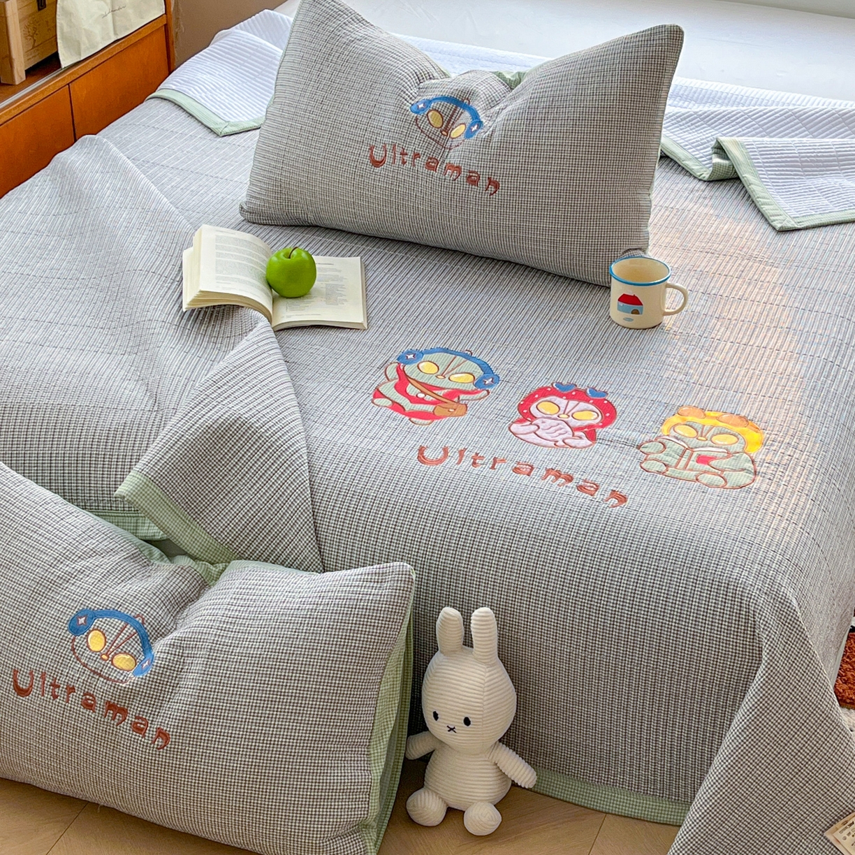 91家纺网 家纺一手货源 找家纺 （总）梵克保罗 2026春夏直播热款贴布绣加厚古法水洗棉夹棉床盖单被套