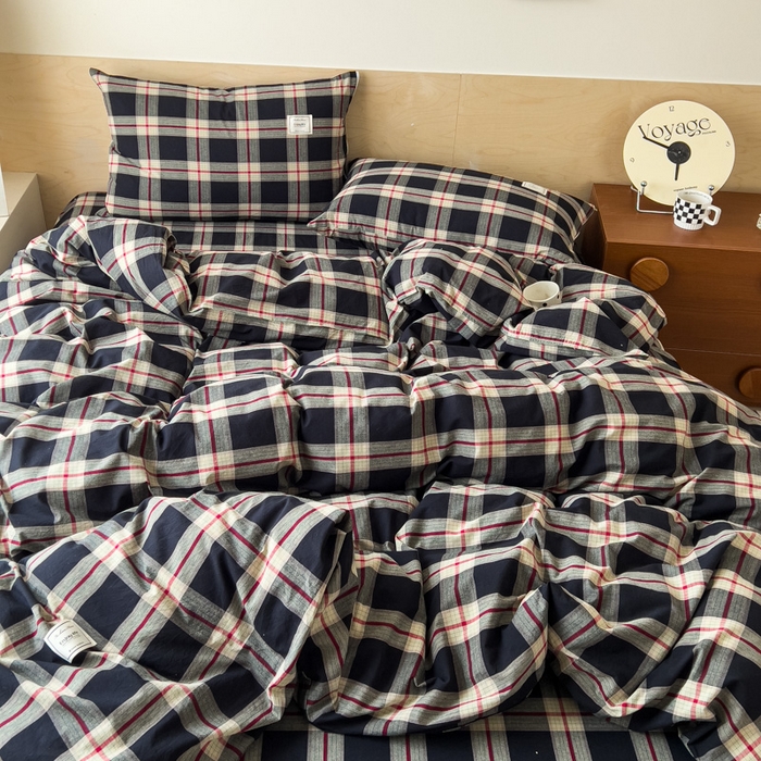 91家纺网 家纺一手货源 找家纺 花香四季家纺 2026新款简约全棉高织高密色织纯棉水洗棉四件套 黑桃A