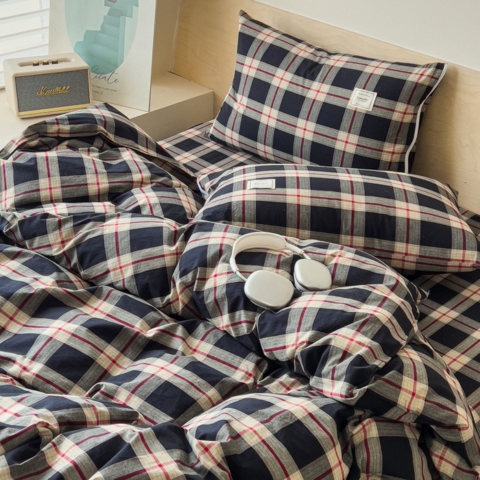 91家纺网 家纺一手货源 找家纺 花香四季家纺 2026新款简约全棉高织高密色织纯棉水洗棉四件套 黑桃A