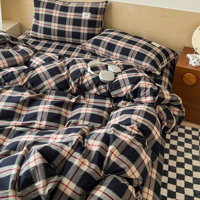 91家纺网 家纺一手货源 找家纺 花香四季家纺 2026新款简约全棉高织高密色织纯棉水洗棉四件套 黑桃A