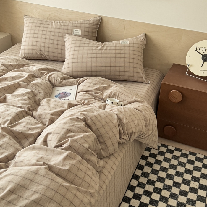 91家纺网 家纺一手货源 找家纺 花香四季家纺 2026新款简约全棉高织高密色织纯棉水洗棉四件套 奶茶