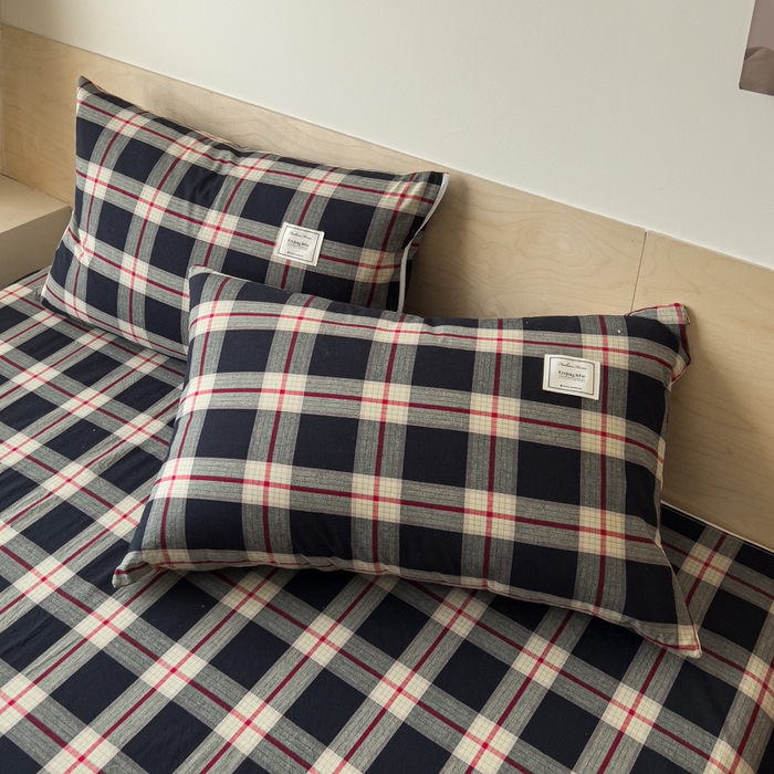 91家纺网 家纺一手货源 找家纺 花香四季家纺 2026新款简约全棉高织高密色织纯棉水洗棉四件套 黑桃A